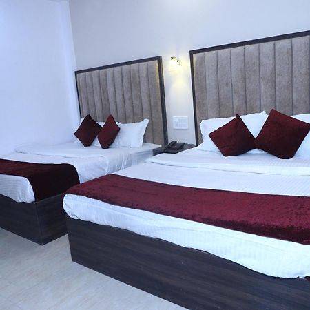 The Divine Oak Hotel Katra  Bagian luar foto