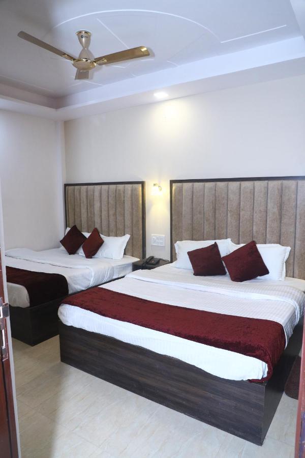 The Divine Oak Hotel Katra  Bagian luar foto