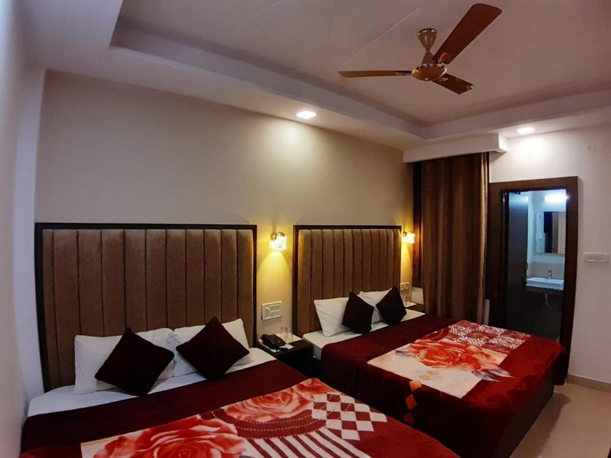 The Divine Oak Hotel Katra  Bagian luar foto