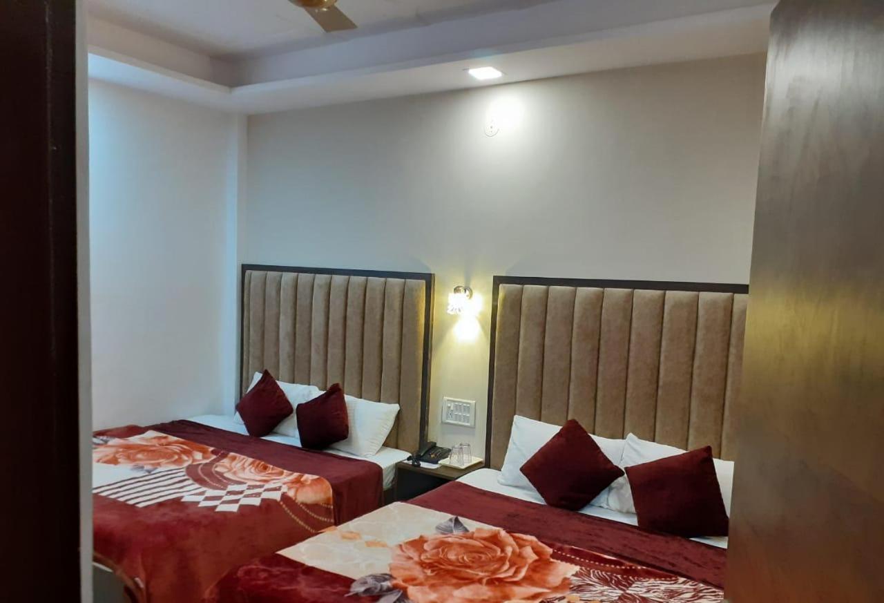 The Divine Oak Hotel Katra  Bagian luar foto